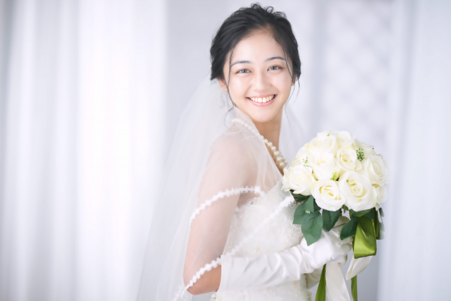 女性